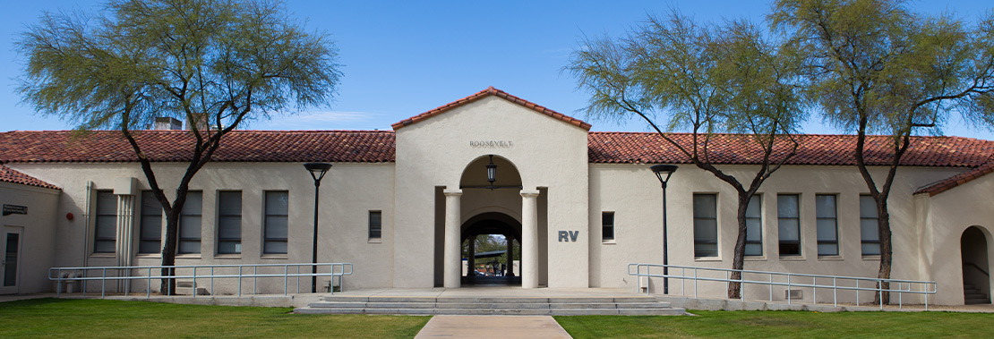 A front shot of the Roosevelt building at Pima's Downtown Campus